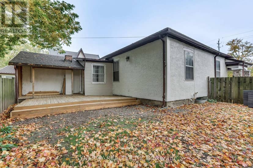 210 Albert Street — photo 29 of 32