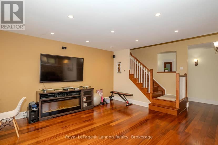 791 Hilldale Road — photo 34 of 40