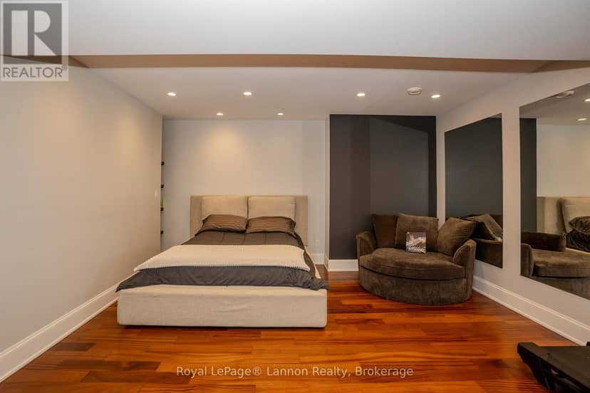 791 Hilldale Road — photo 37 of 40