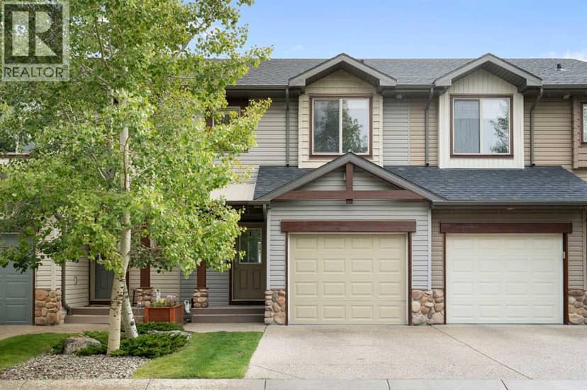 118, 413 River Avenue, Cochrane, photo 2