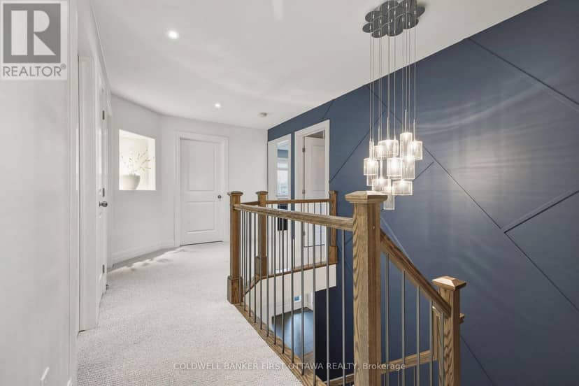 529 Adamson Crescent — photo 25 of 40