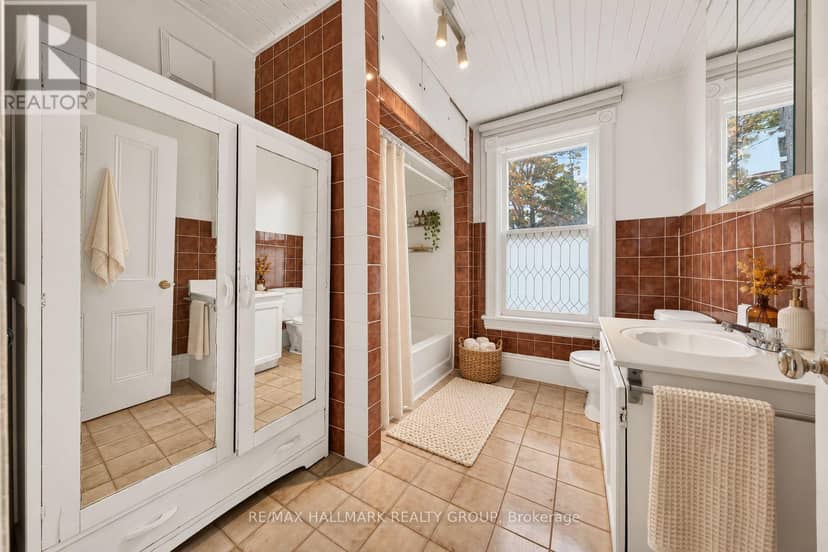 182 Pretoria Avenue — photo 16 of 40