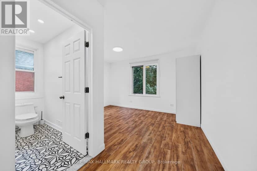 182 Pretoria Avenue — photo 18 of 40