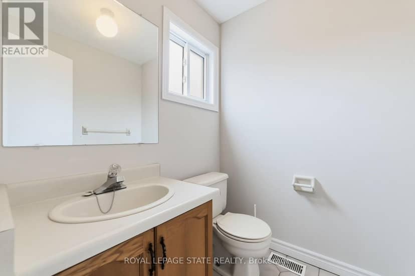 5 - 1475 Upper Gage Avenue — photo 20 of 38