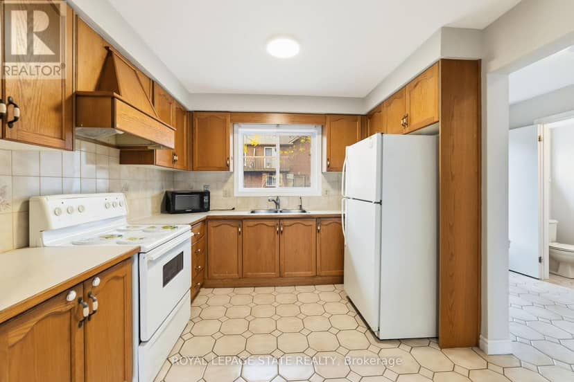 5 - 1475 Upper Gage Avenue — photo 10 of 38