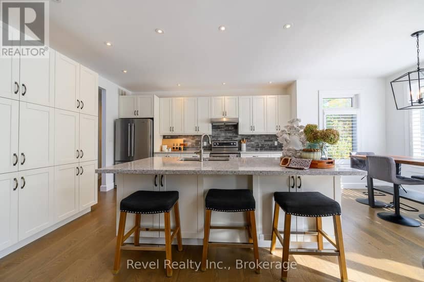 2073 Hawley Road — photo 10 of 32