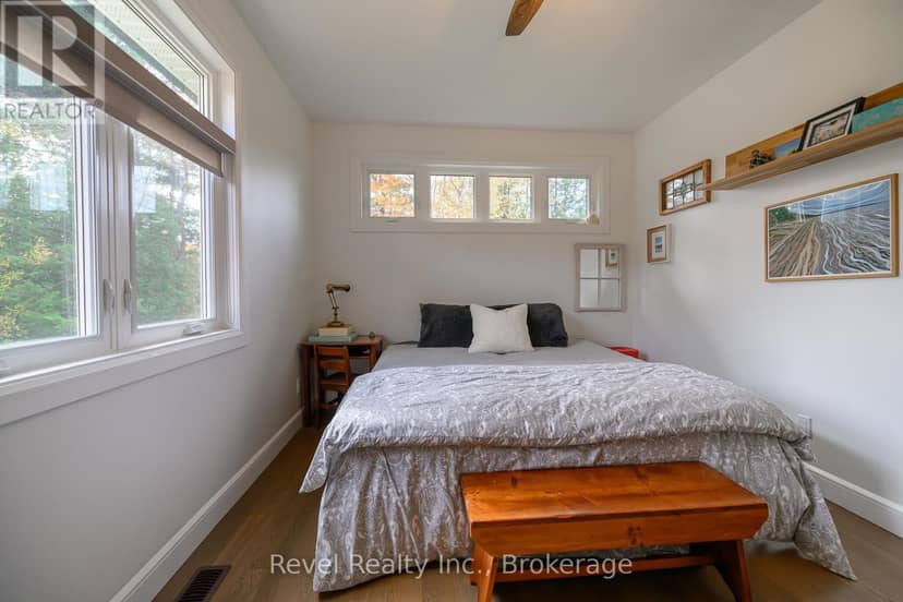 2073 Hawley Road — photo 16 of 32