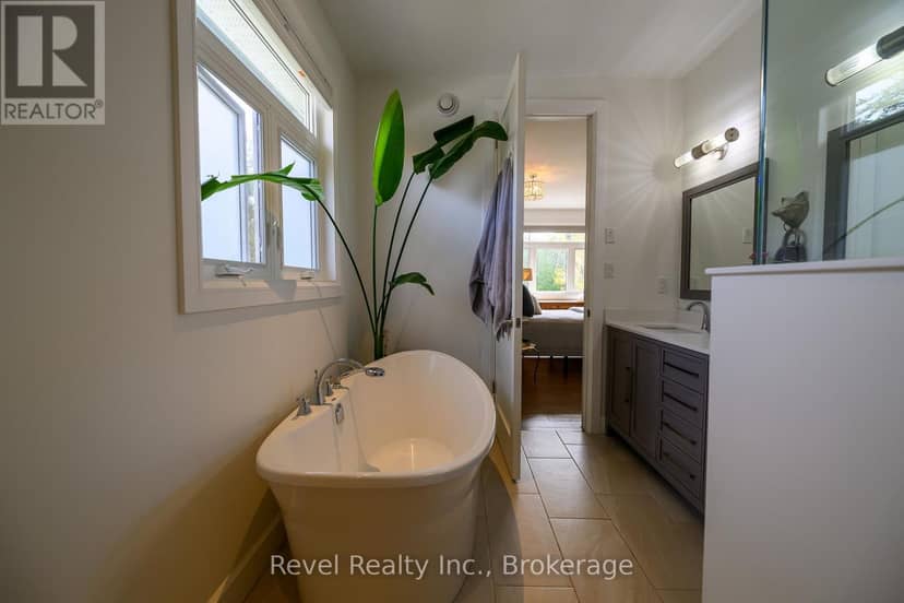 2073 Hawley Road — photo 22 of 32