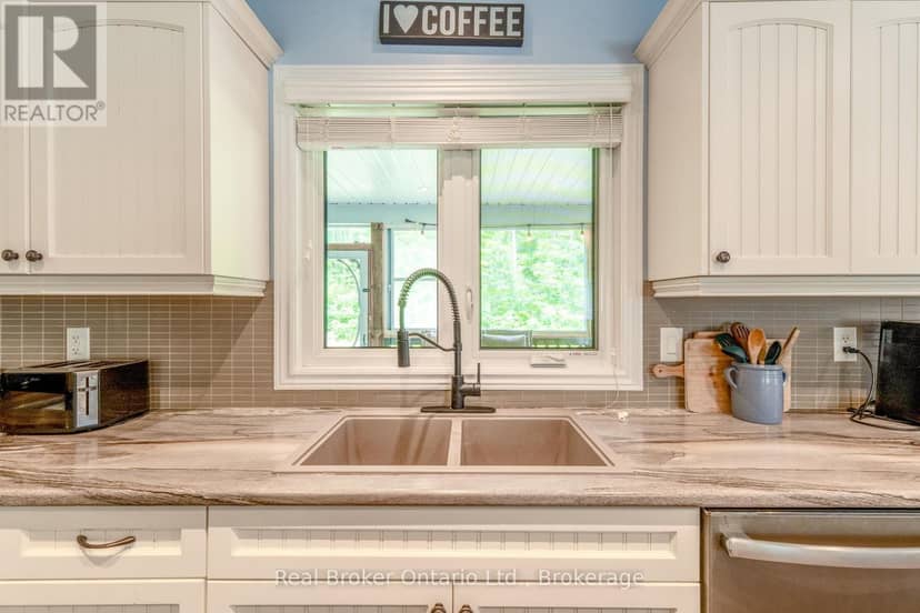 204 Golf Course Road — photo 5 of 32