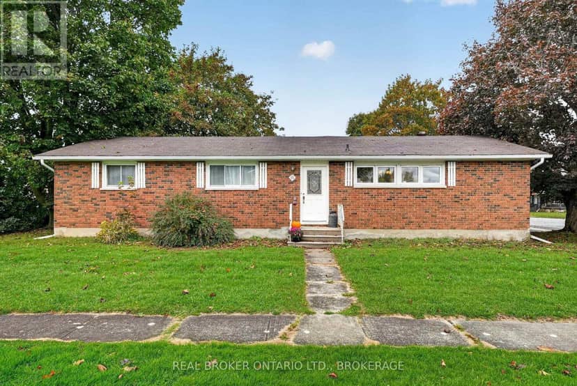 15 Gray Avenue, South Stormont