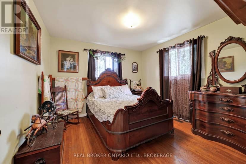 15 Gray Avenue — photo 29 of 40