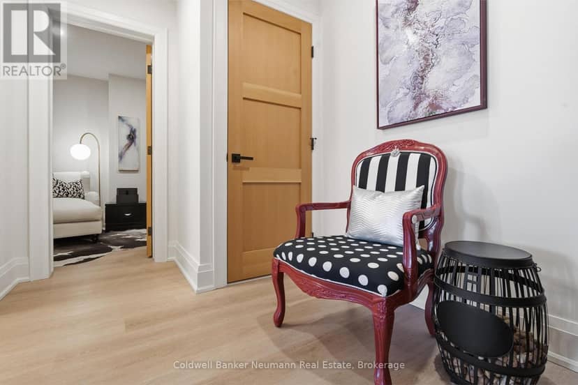 210 - 6523 Wellington Road 7 Road — photo 12 of 32