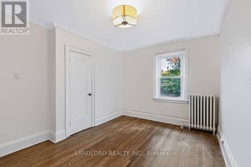 159 Lawrence Avenue W — photo 23 of 37