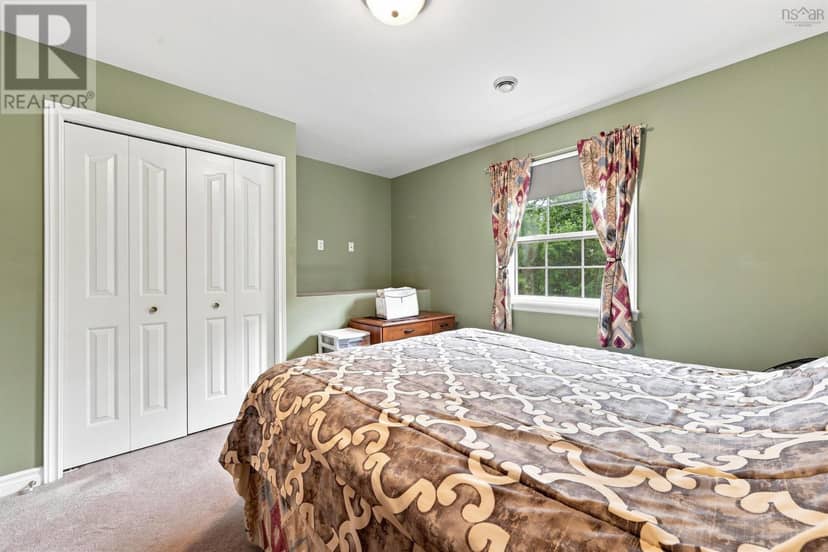 73 Penny Lane — photo 12 of 40