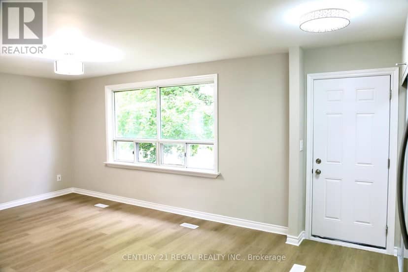 987 Victoria Park Avenue, Toronto, photo 7