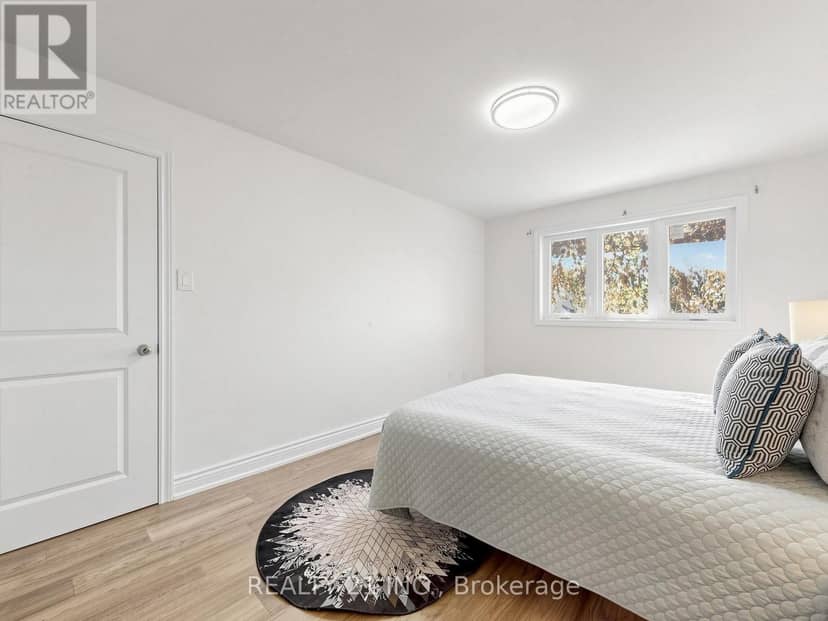 120 Queensbury Avenue — photo 29 of 40