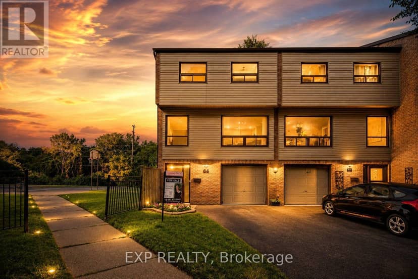 64 Parklane Circle, Clarington