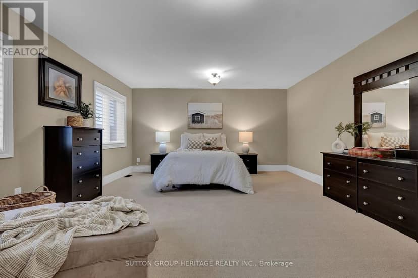 25 Charterhouse Drive — photo 21 of 40