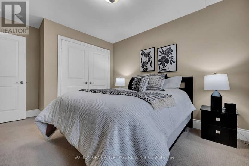 25 Charterhouse Drive — photo 32 of 40