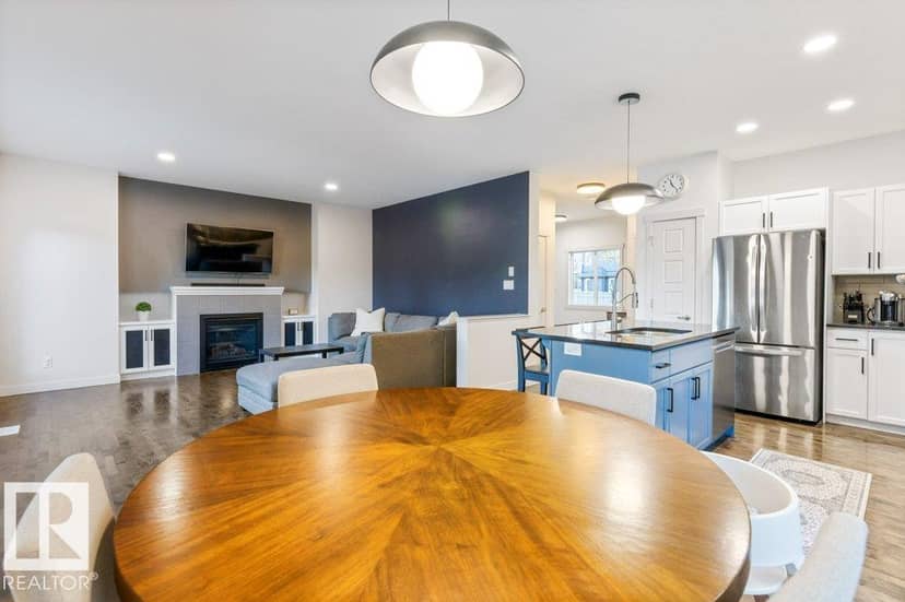 9056 Shaw Wy SW — photo 15 of 40