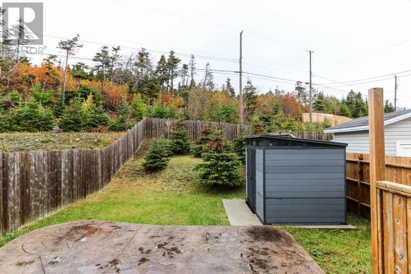 15 Maclaren Place — photo 25 of 28