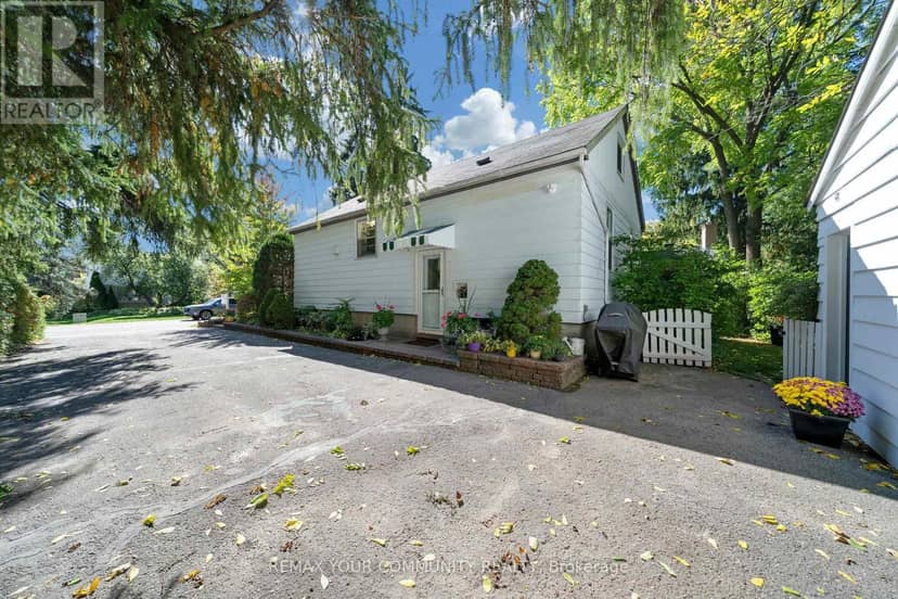 223 Richmond Street, Richmond Hill, photo 6