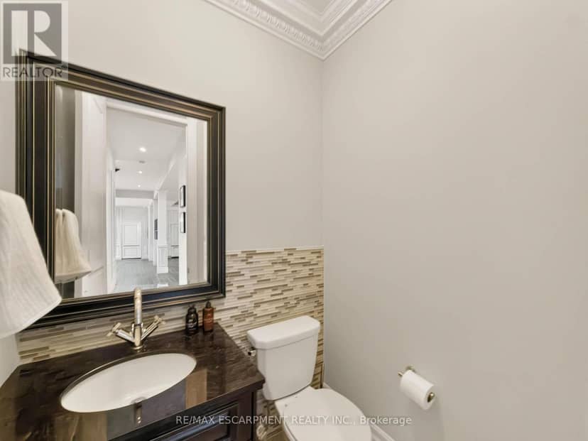 991 Glenwood Avenue — photo 18 of 40