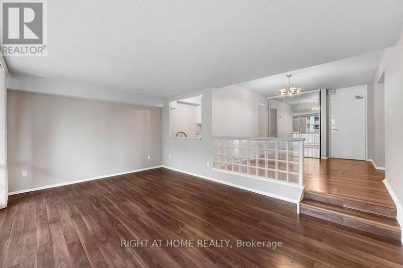 206 - 270 Scarlett Road — photo 11 of 21