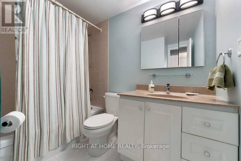 206 - 270 Scarlett Road — photo 18 of 21