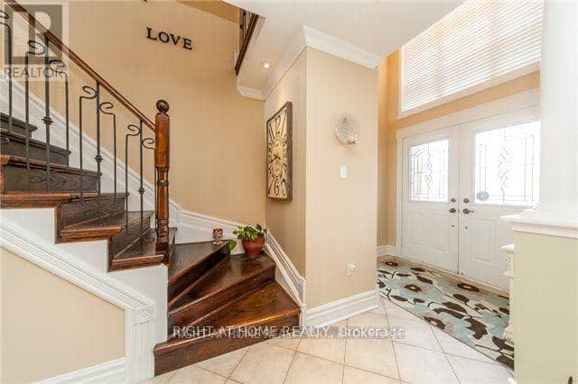 43 Lormel Gate, Brampton, photo 2
