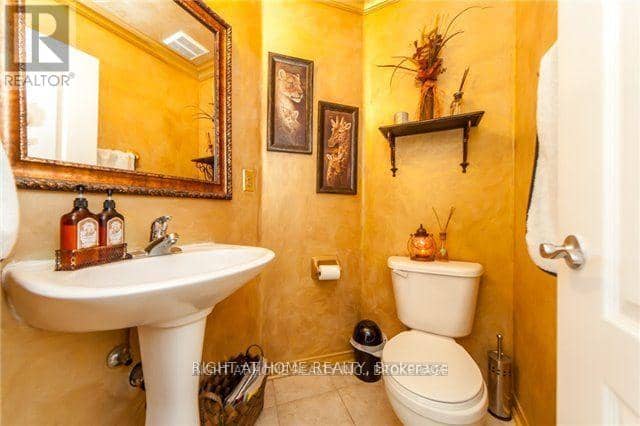 43 Lormel Gate, Brampton, photo 8