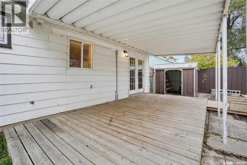 706 S Avenue N — photo 18 of 40