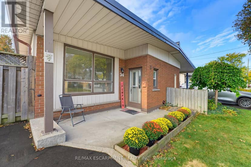 34 Fielding Crescent — photo 2 of 36