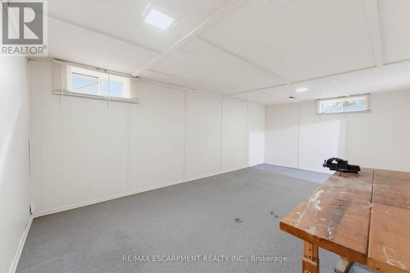 34 Fielding Crescent — photo 27 of 36