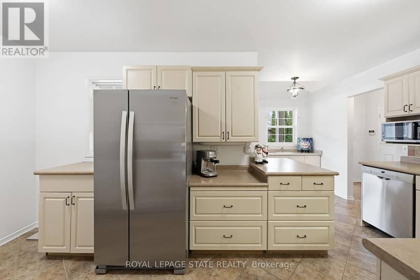 3519 Heritage Lane — photo 11 of 40