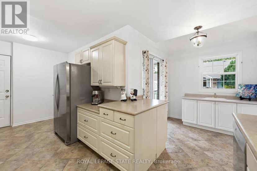 3519 Heritage Lane — photo 13 of 40