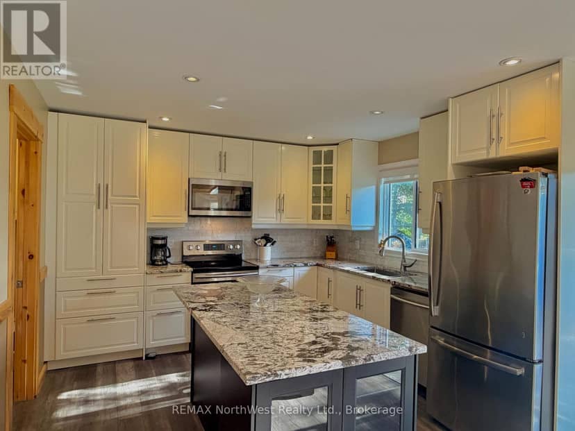21 Crystal Street S, Kenora, photo 8