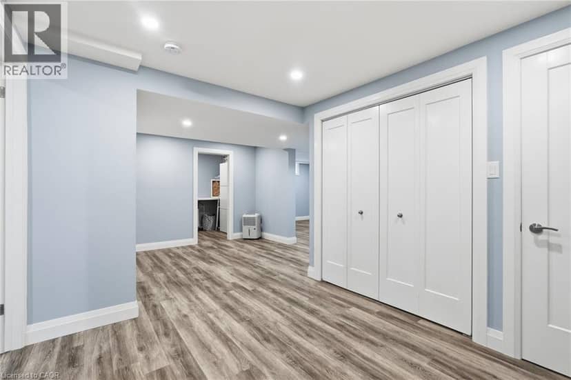 231 PARKSIDE Drive — photo 39 of 40