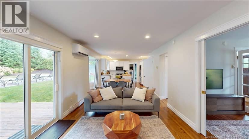 91 Queensbury Drive — photo 9 of 40