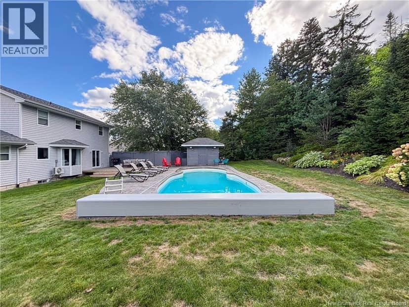 91 Queensbury Drive — photo 33 of 40