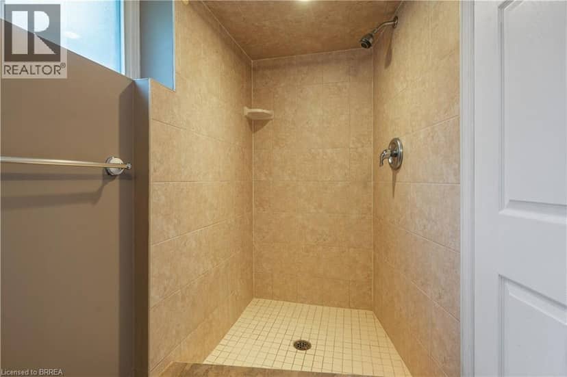 25 WAYNE Drive — photo 27 of 37