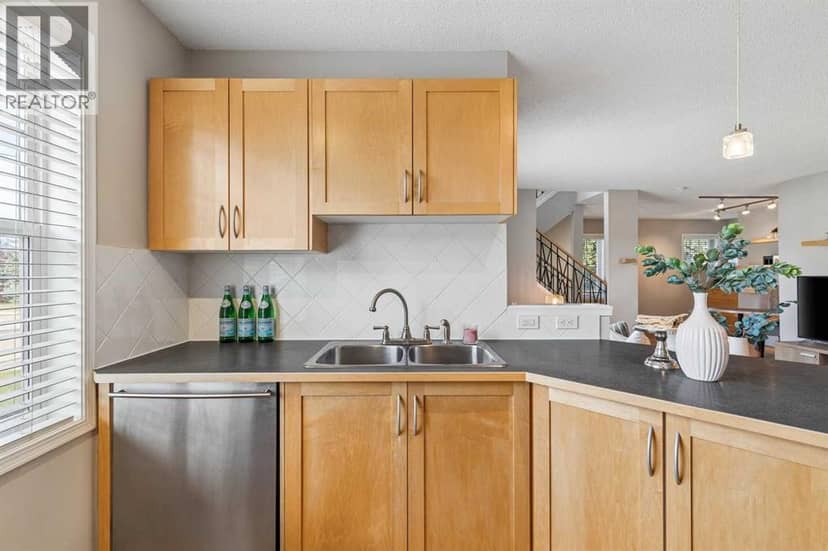 2504, 7171 Coach Hill Road SW — photo 10 of 27