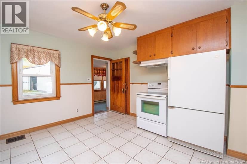 5270 Route 895 — photo 16 of 40