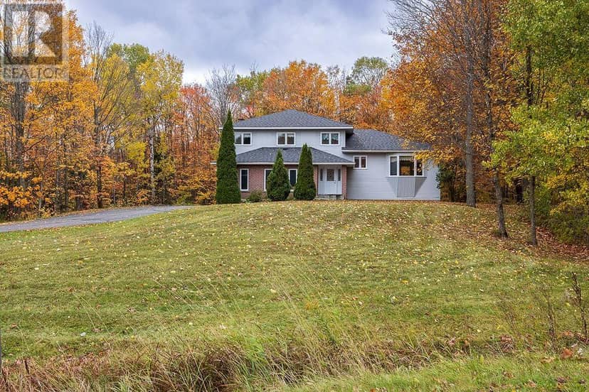 123 Palomino DR, Sault Ste. Marie, photo 3