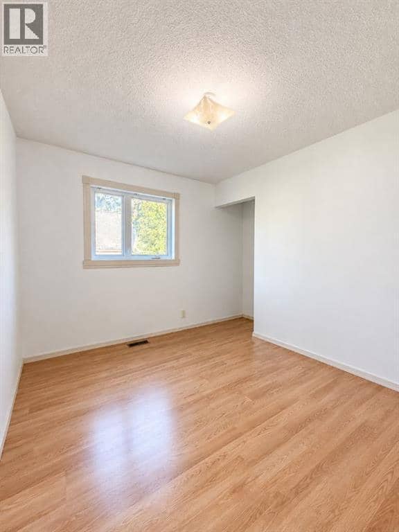 5009 45th Street — photo 15 of 20