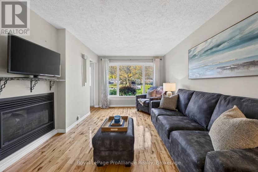 51 Craig Street — photo 10 of 40