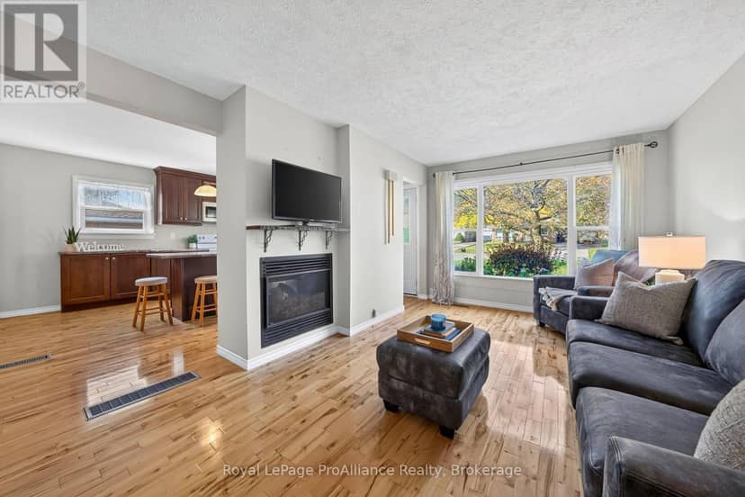 51 Craig Street — photo 12 of 40