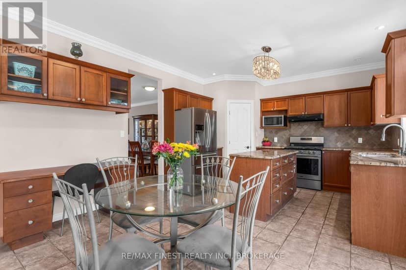 1208 Greenwood Park Drive — photo 13 of 40
