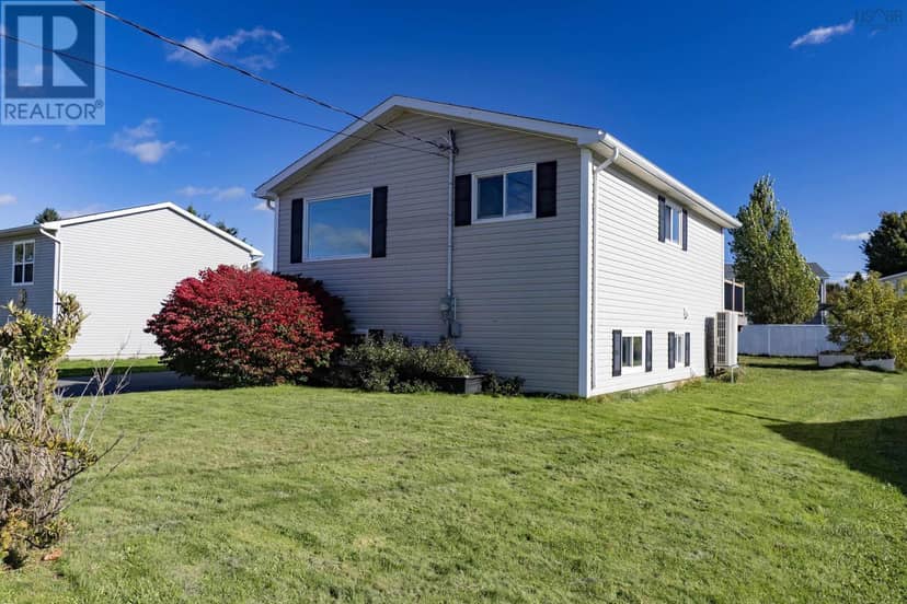 20 Dickey Street, Amherst, photo 2