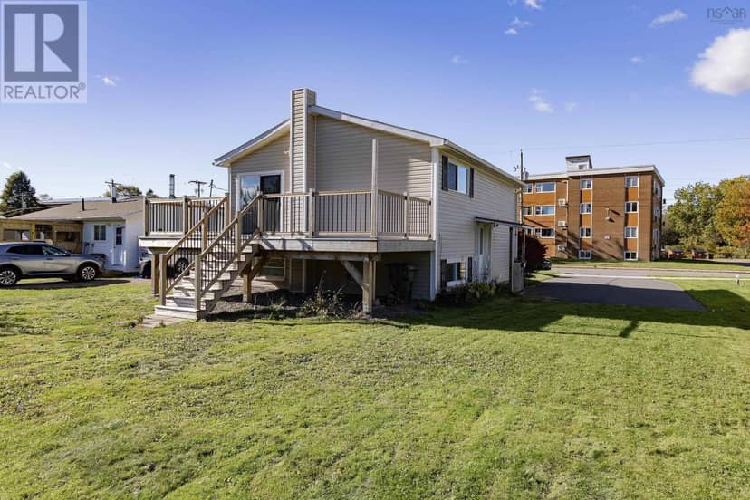 20 Dickey Street, Amherst, photo 7
